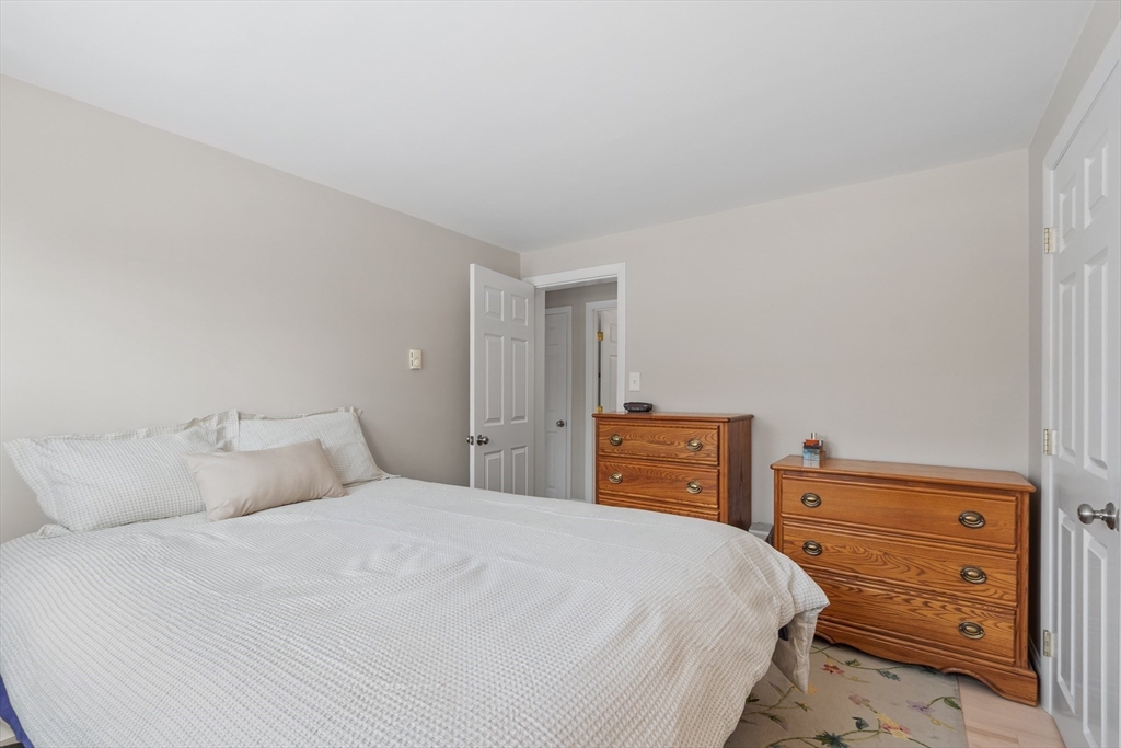 6 Vermette Ct
