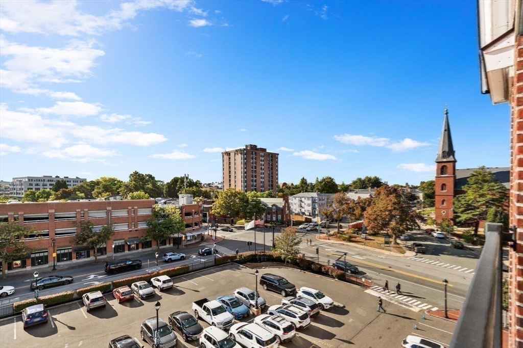 225 Derby St # 504