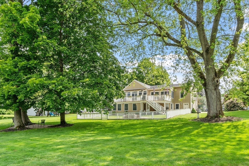 9 New Meadow Rd