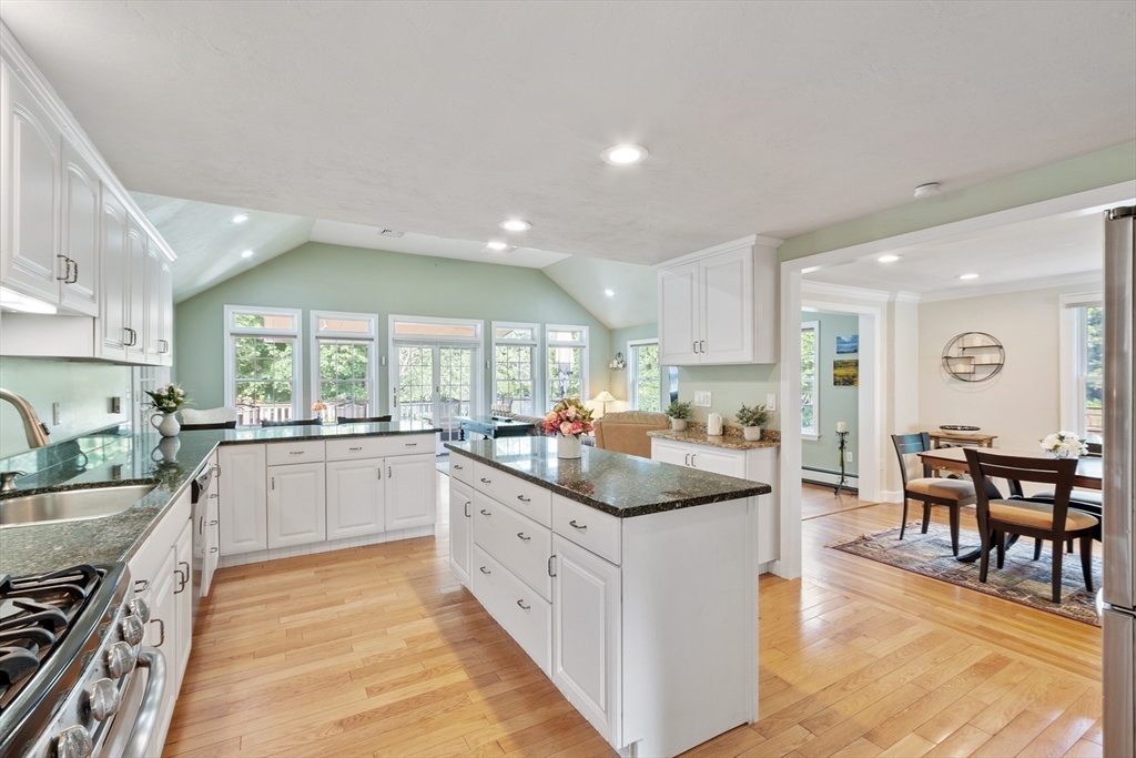 9 New Meadow Rd