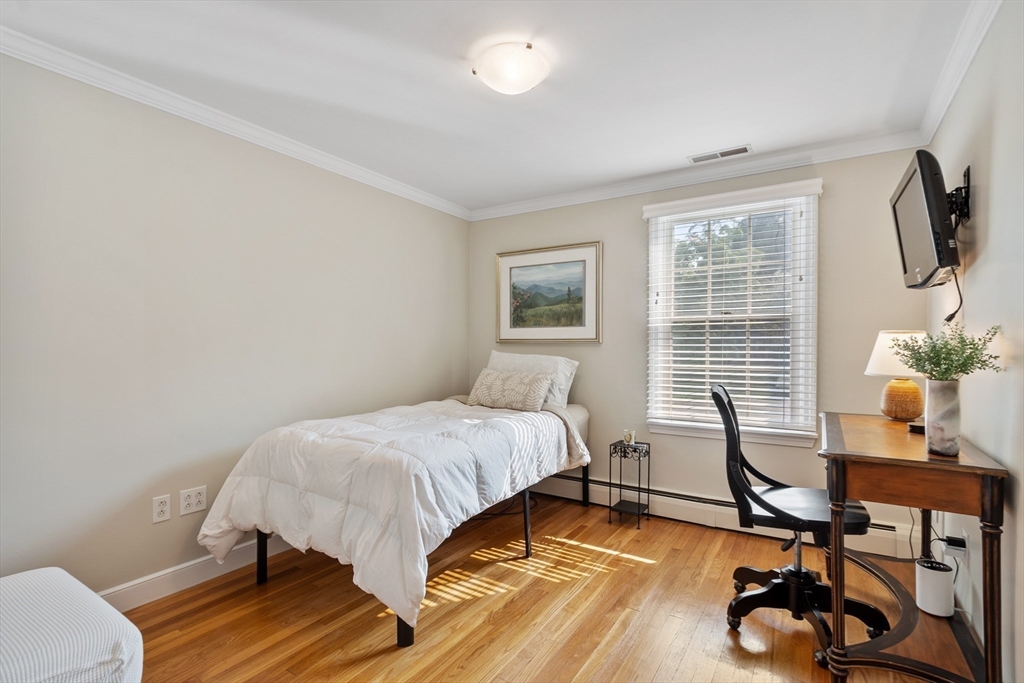 9 New Meadow Rd