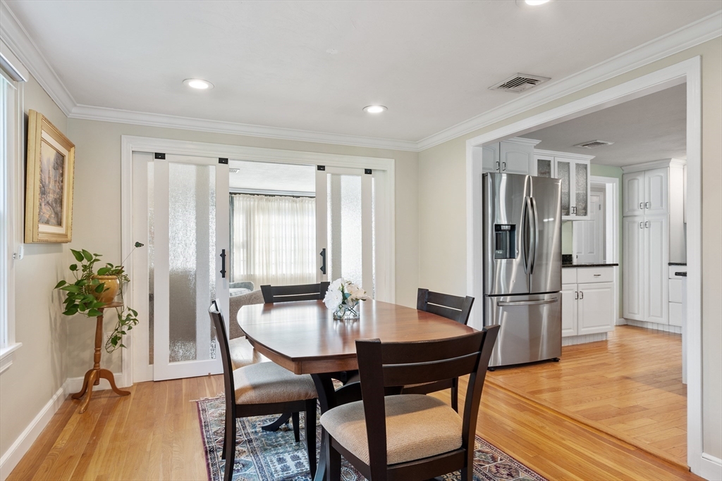 9 New Meadow Rd