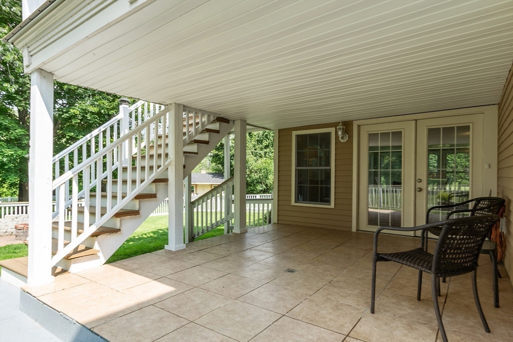 9 New Meadow Rd