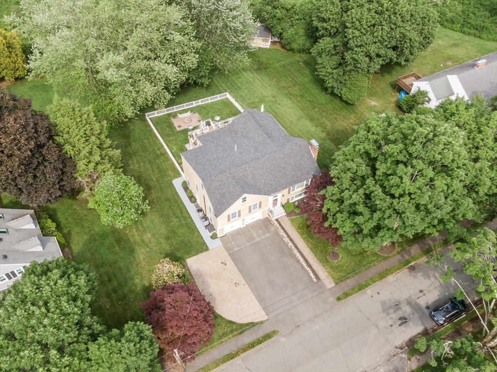 9 New Meadow Rd