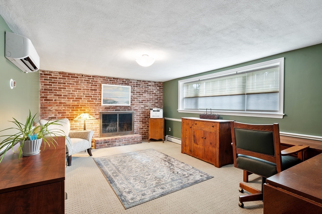 9 New Meadow Rd