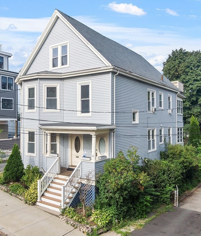 8-10 Lambert Ave