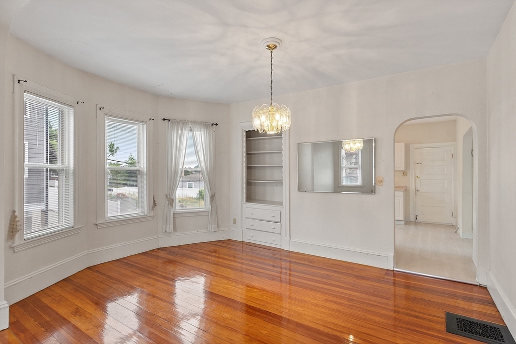 8-10 Lambert Ave