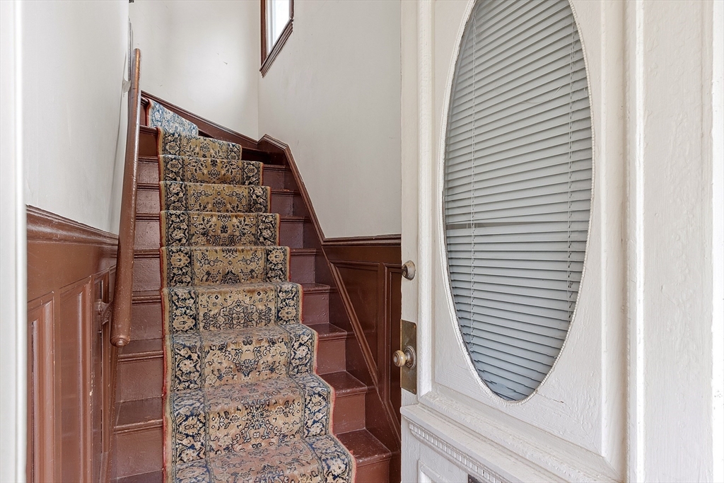 8-10 Lambert Ave