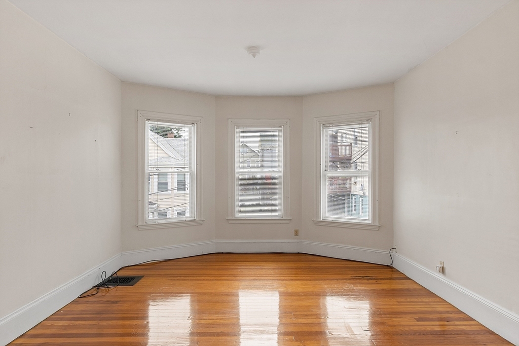 8-10 Lambert Ave