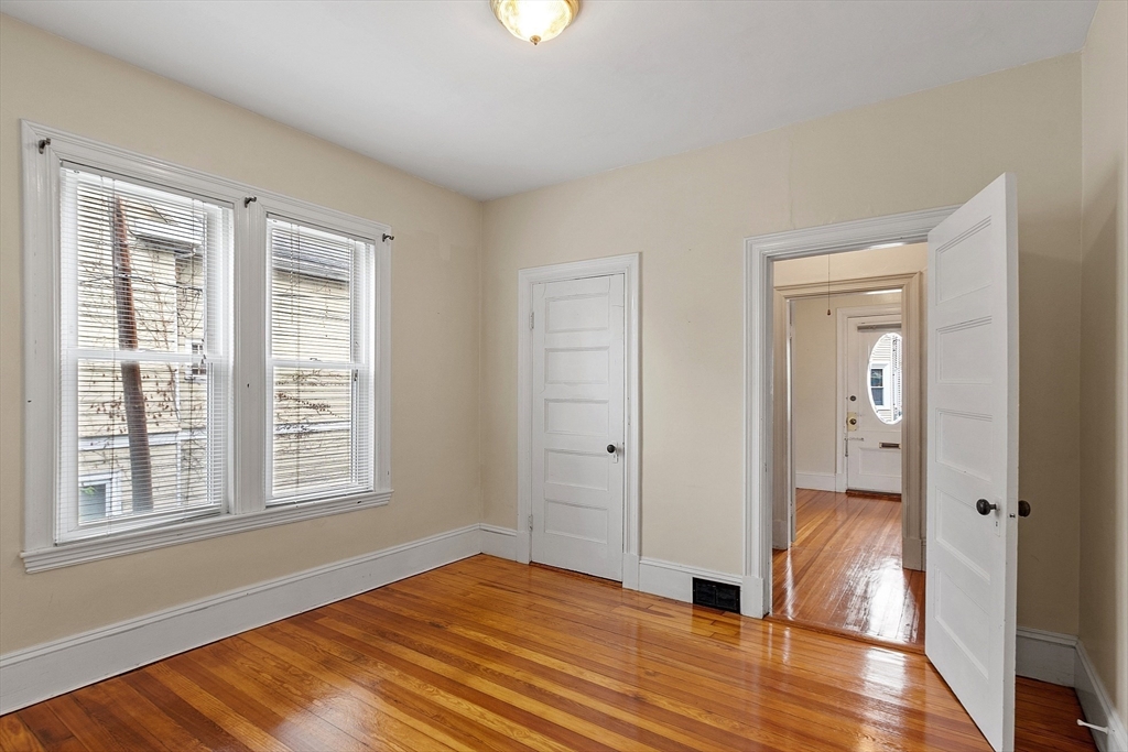 8-10 Lambert Ave