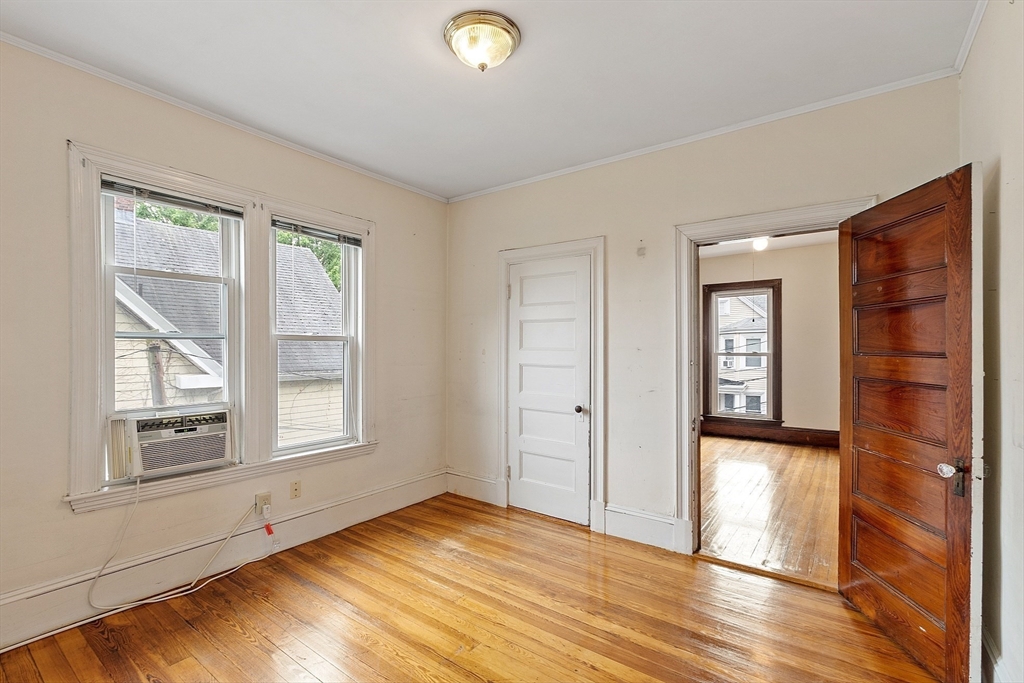 8-10 Lambert Ave