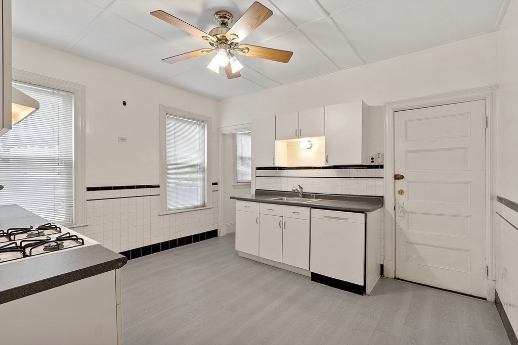 8-10 Lambert Ave