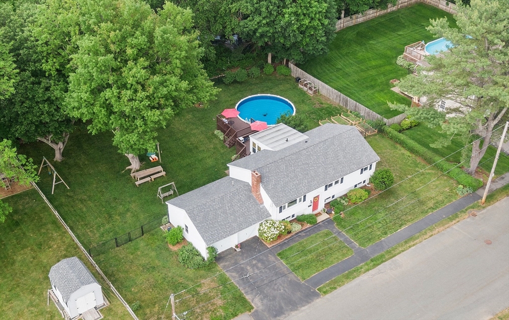 13 Meade St
