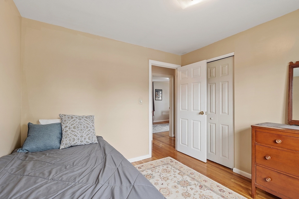 13 Meade St