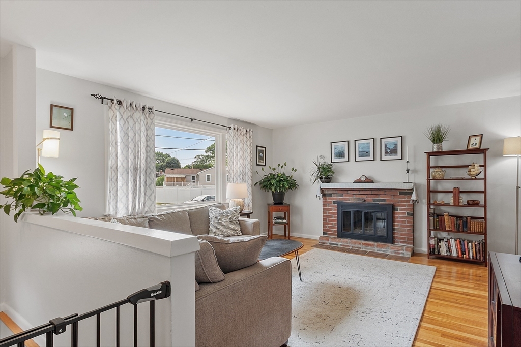 13 Meade St