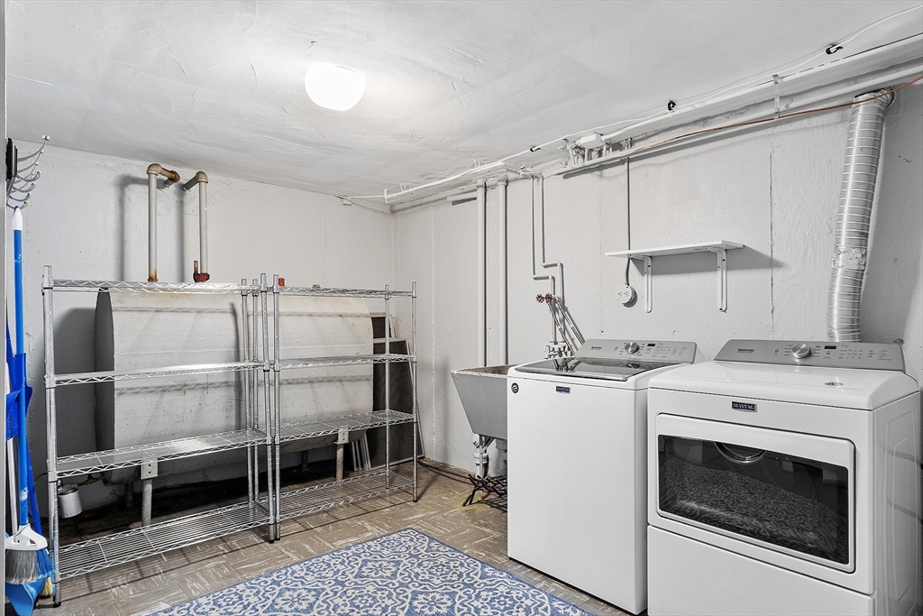 33 Mount Hood Terrace