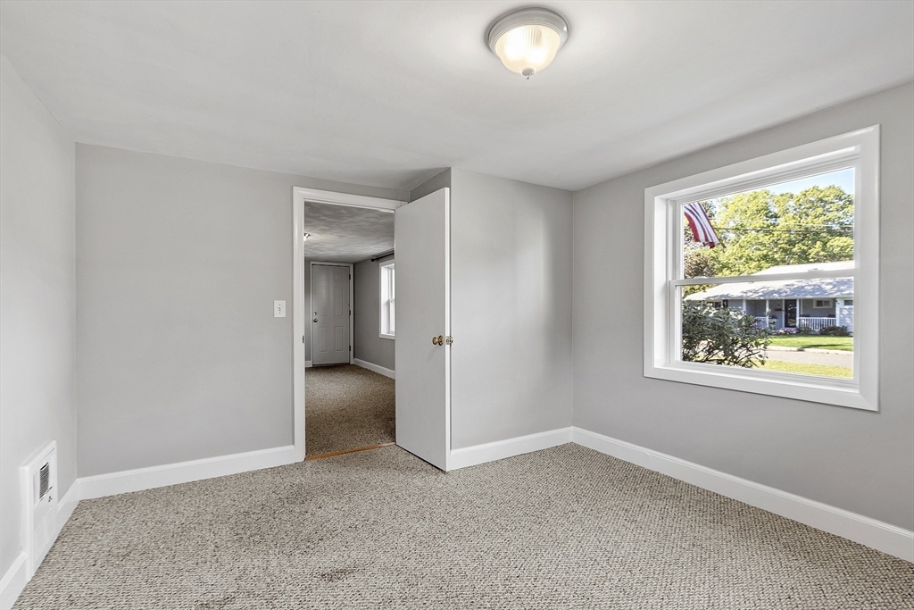 33 Mount Hood Terrace
