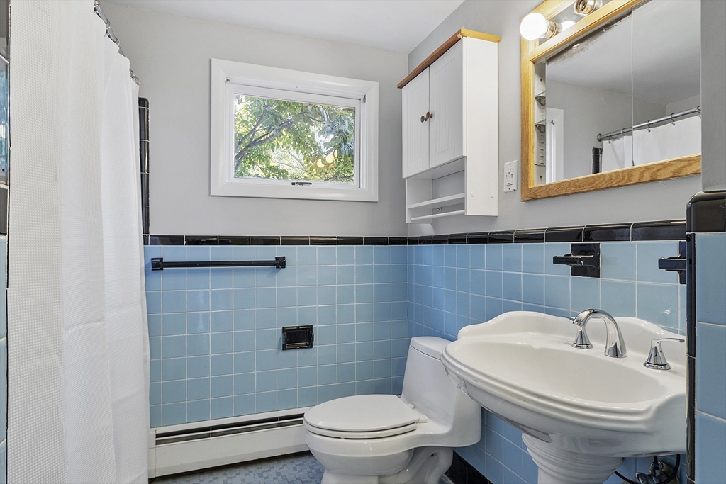 33 Mount Hood Terrace
