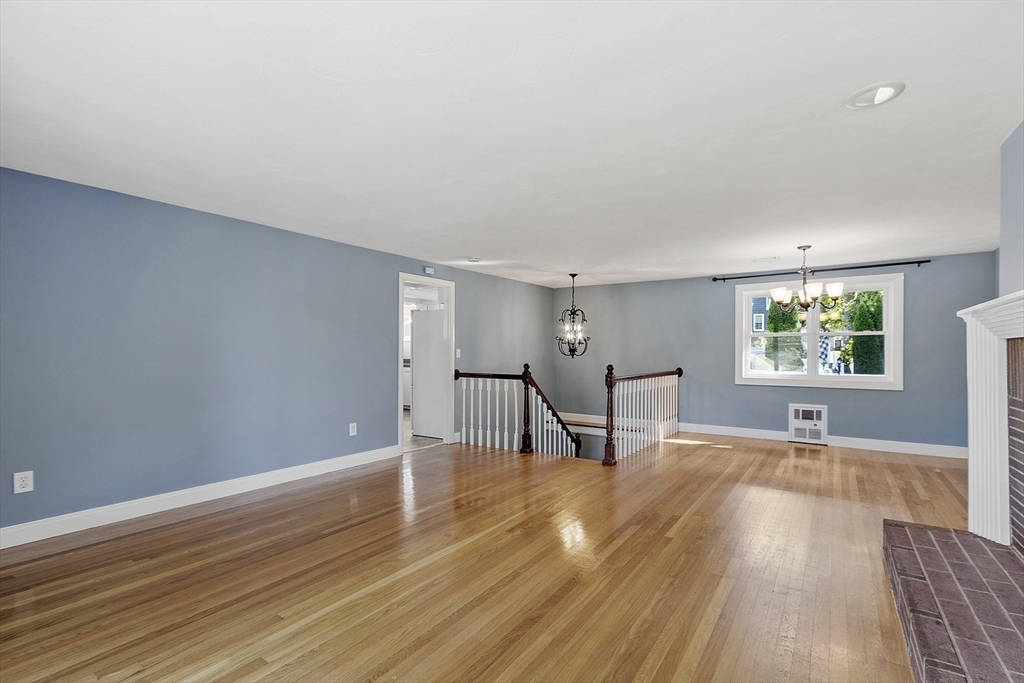 33 Mount Hood Terrace