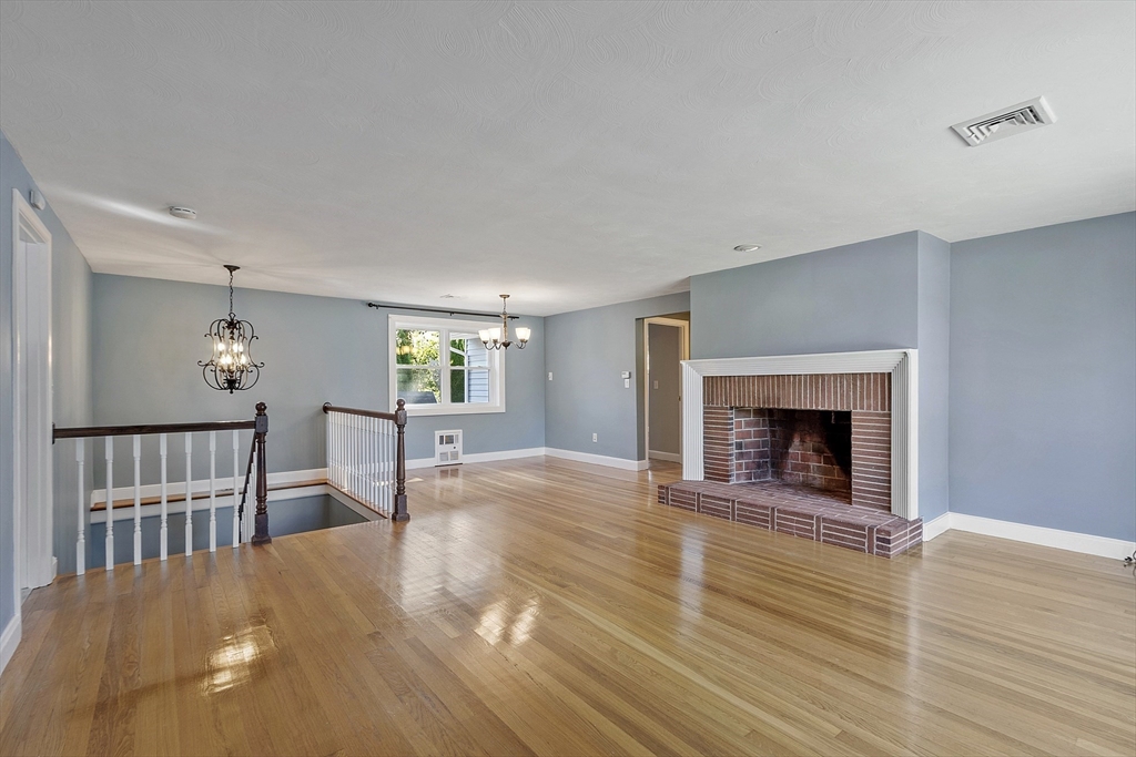 33 Mount Hood Terrace