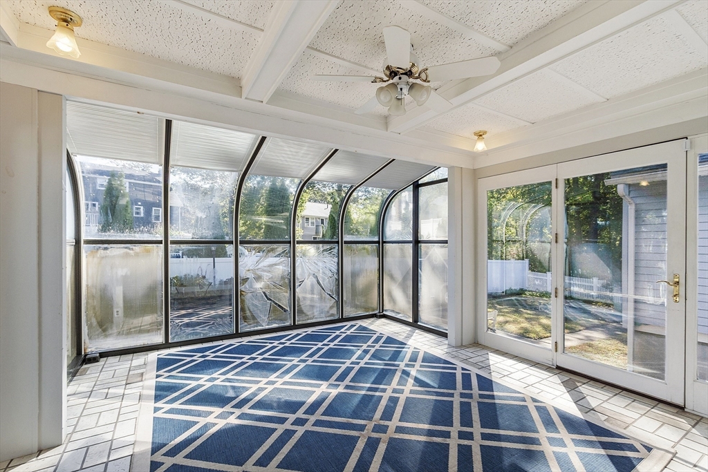 33 Mount Hood Terrace