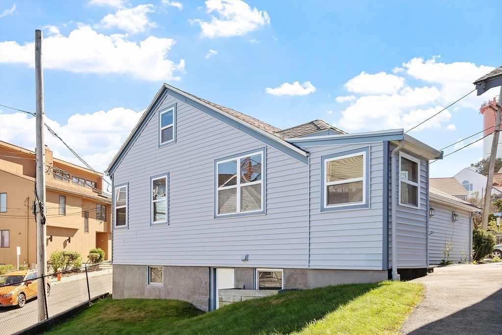 25 Faun Bar Ave