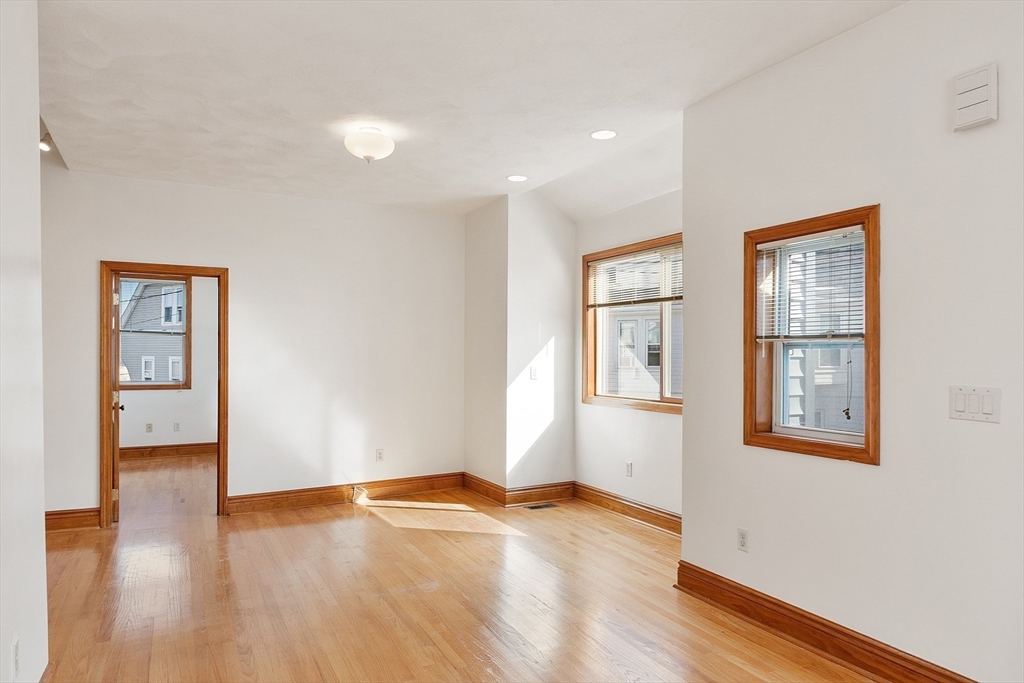 25 Faun Bar Ave