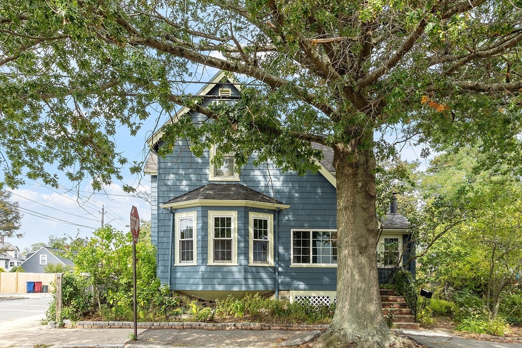 366 Grove St, Melrose