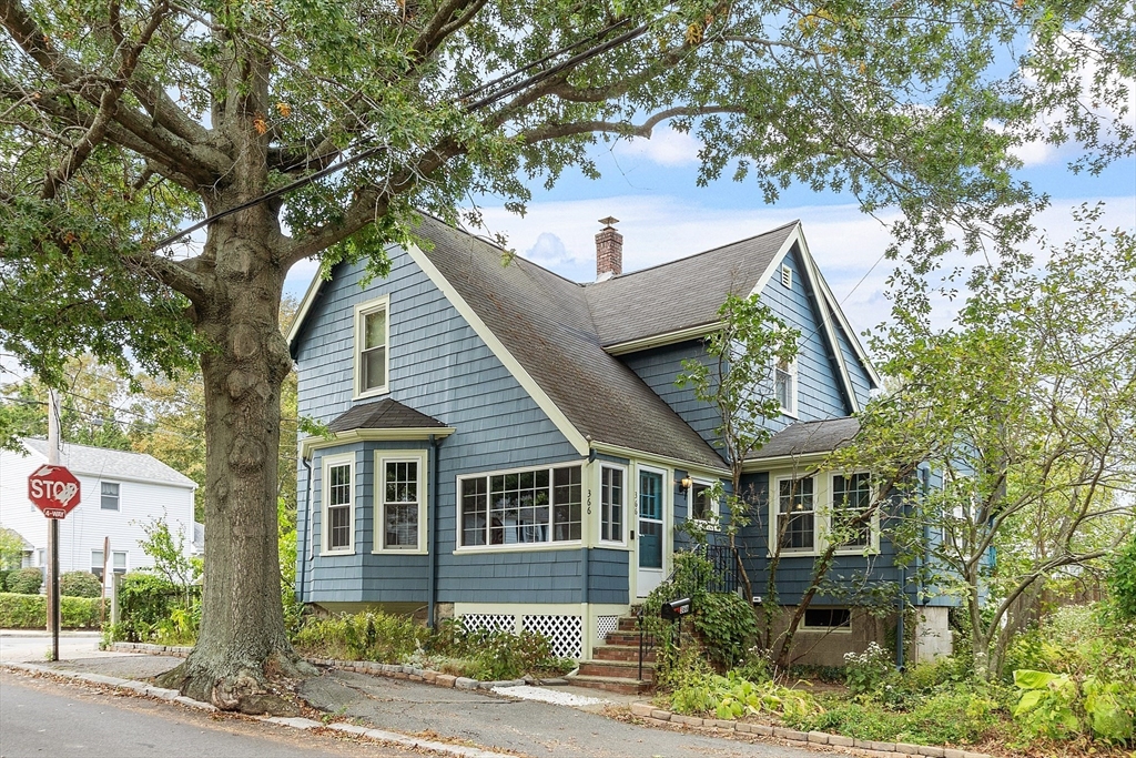 366 Grove St, Melrose