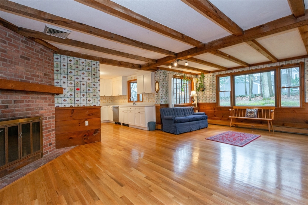 15 Hart Rd., Lynnfield