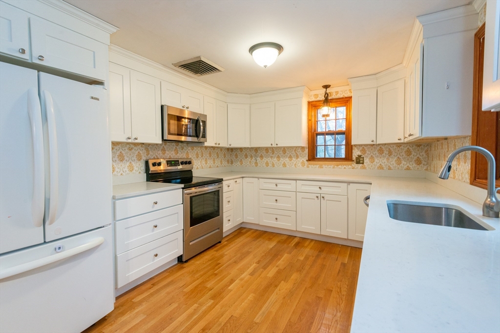 15 Hart Rd., Lynnfield