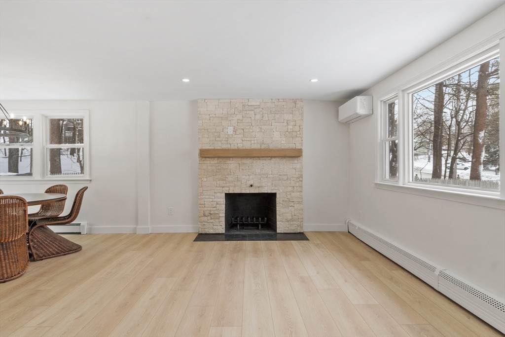 114 Lake St