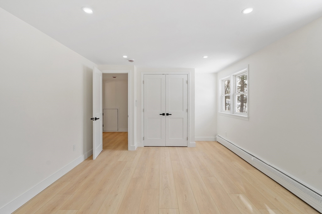 114 Lake St