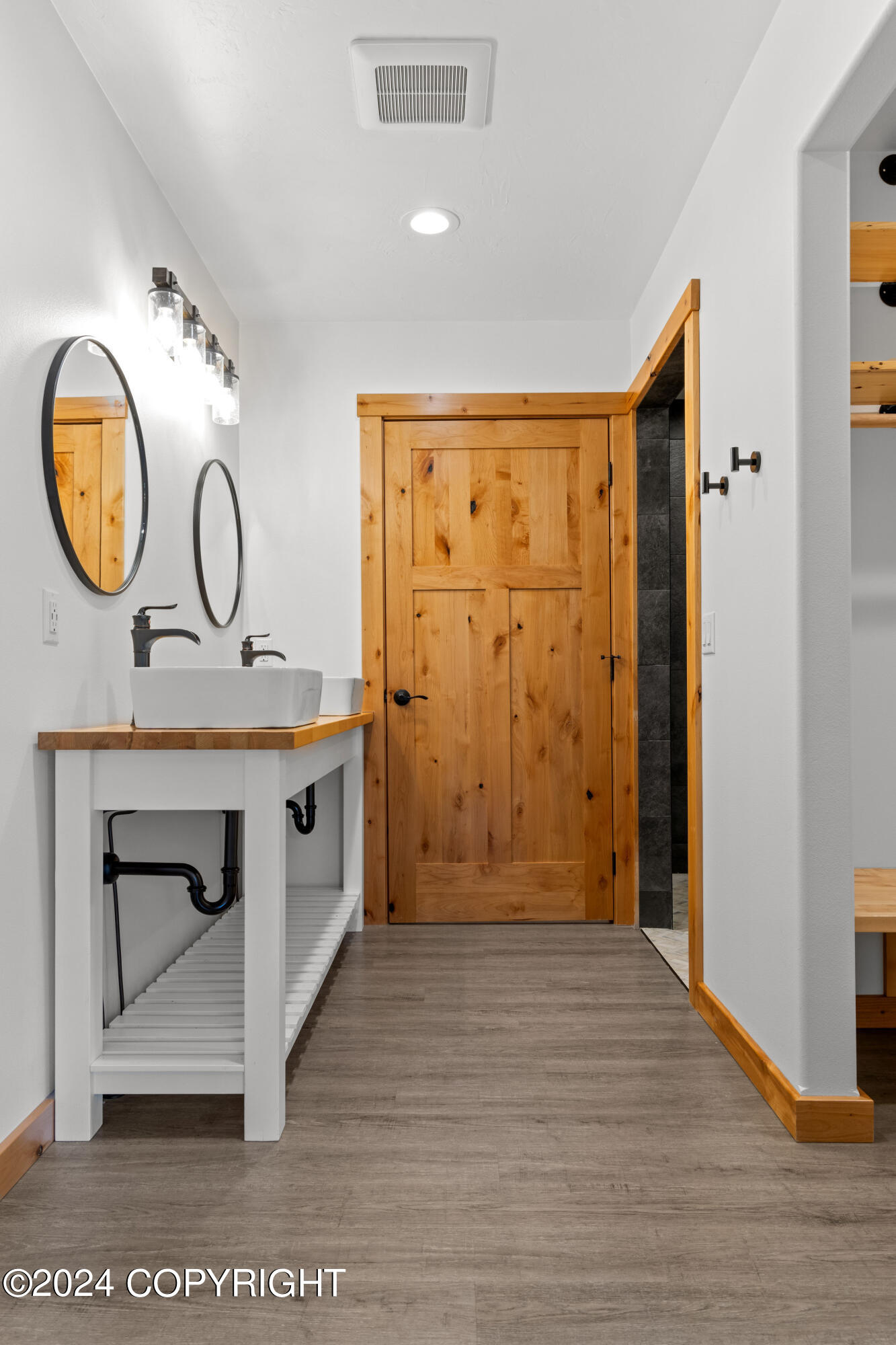 1060 Nelson Ave Avenue