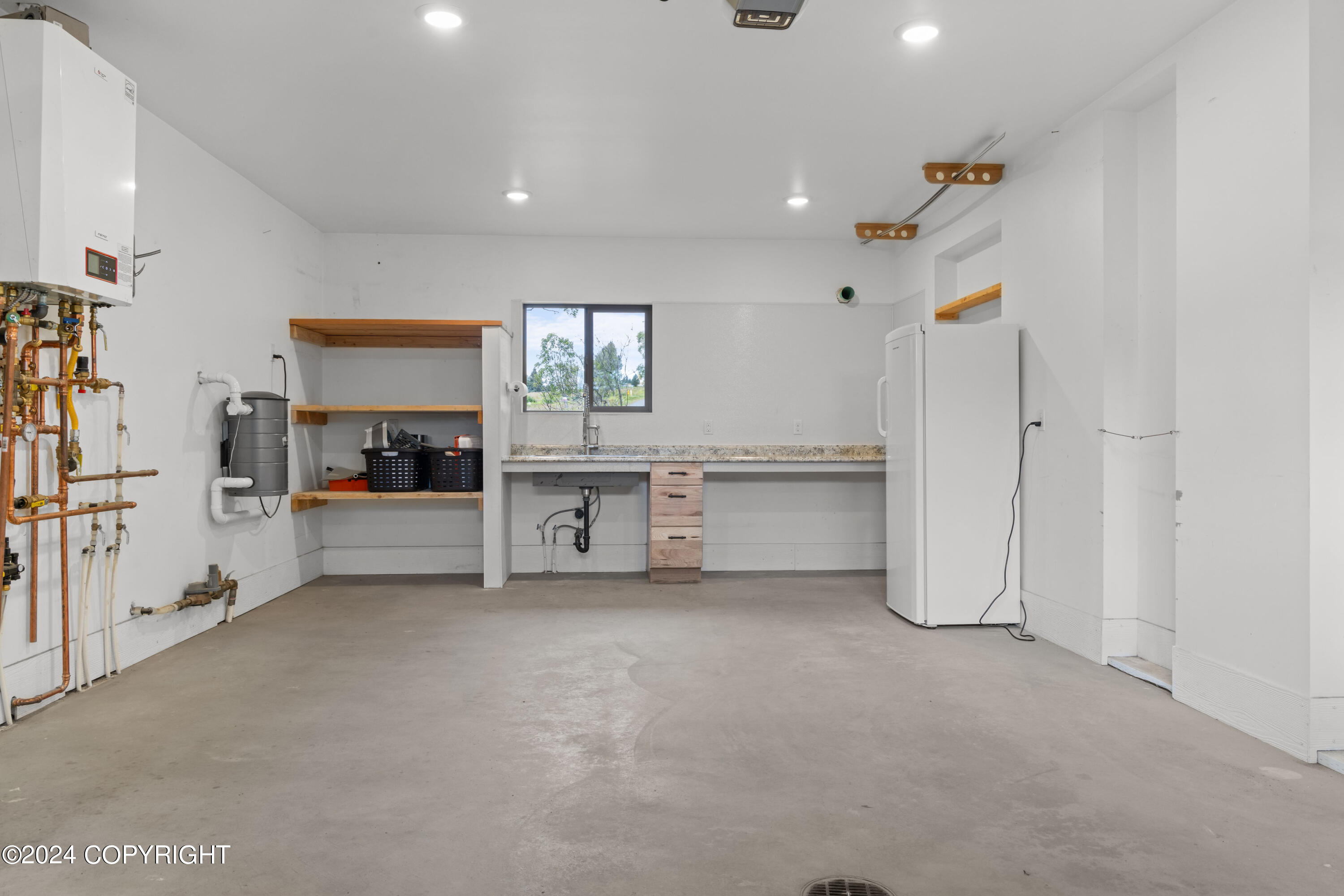 1060 Nelson Ave Avenue