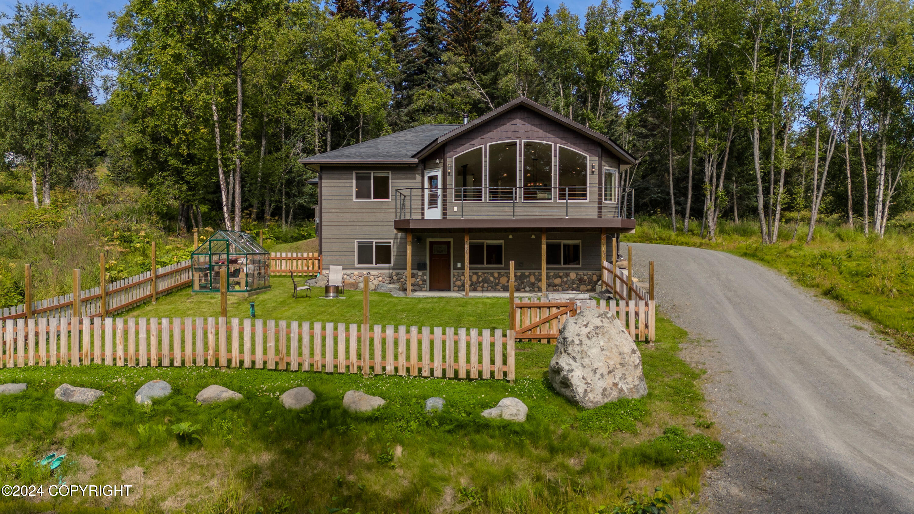 1060 Nelson Ave Avenue