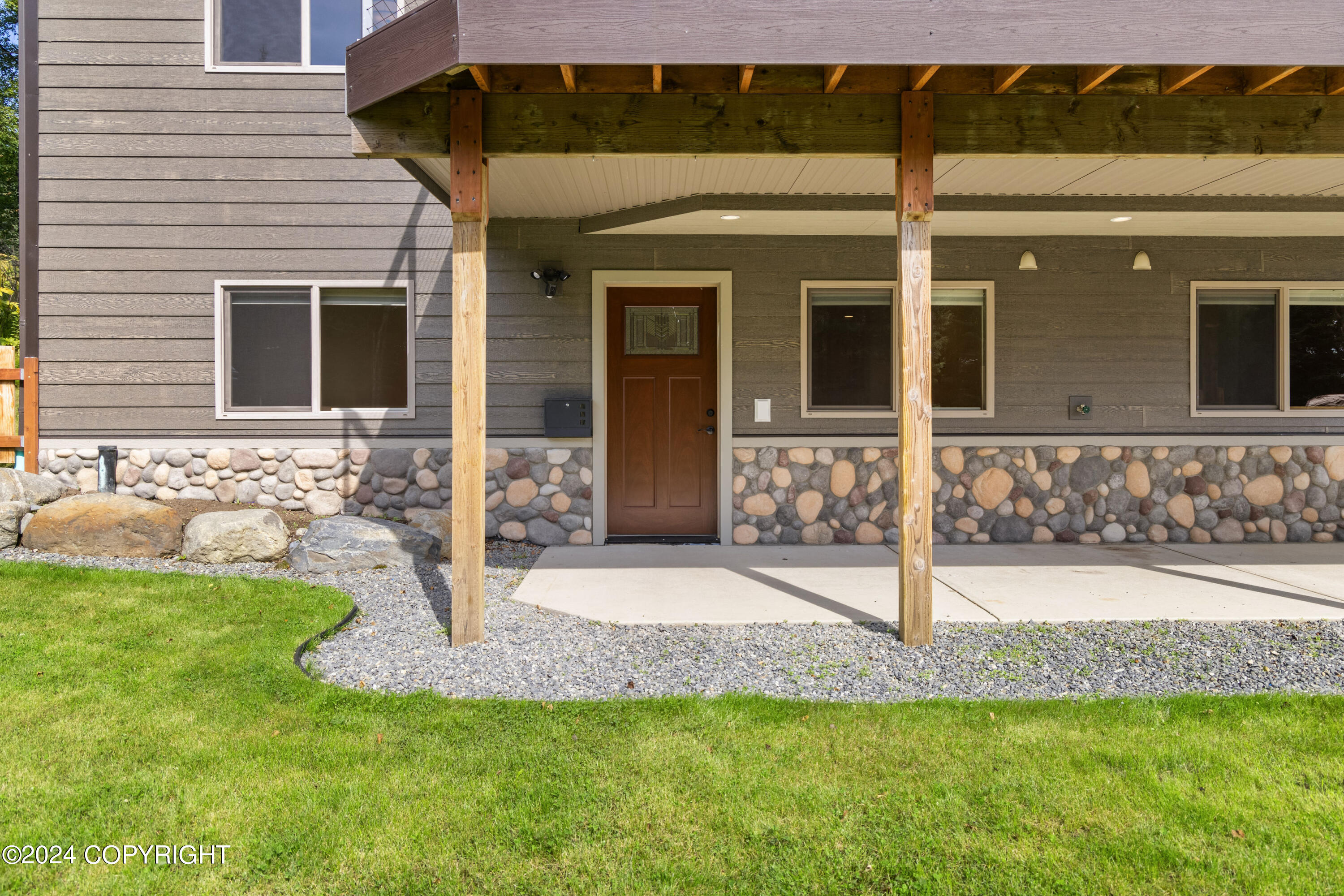 1060 Nelson Ave Avenue