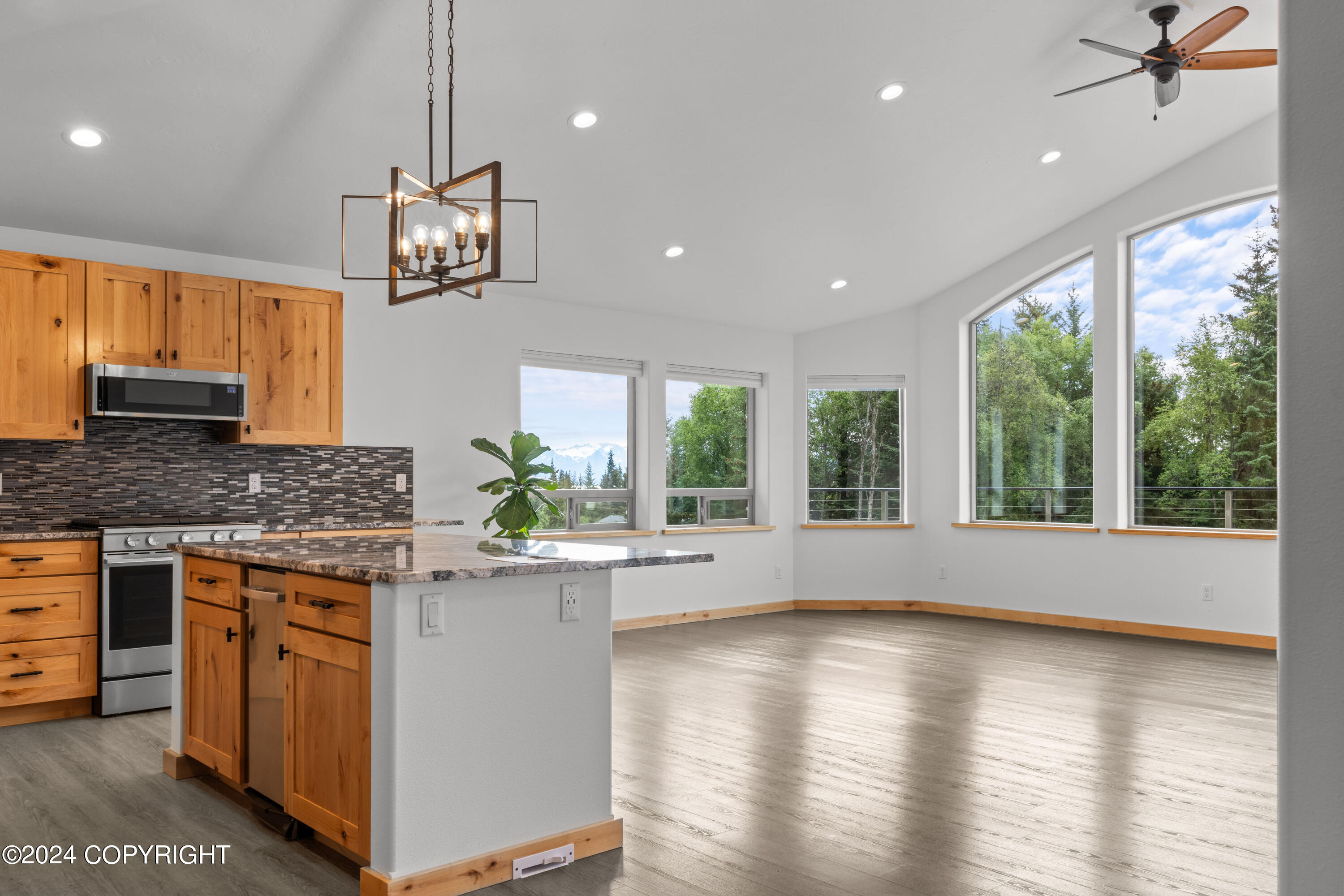 1060 Nelson Ave Avenue