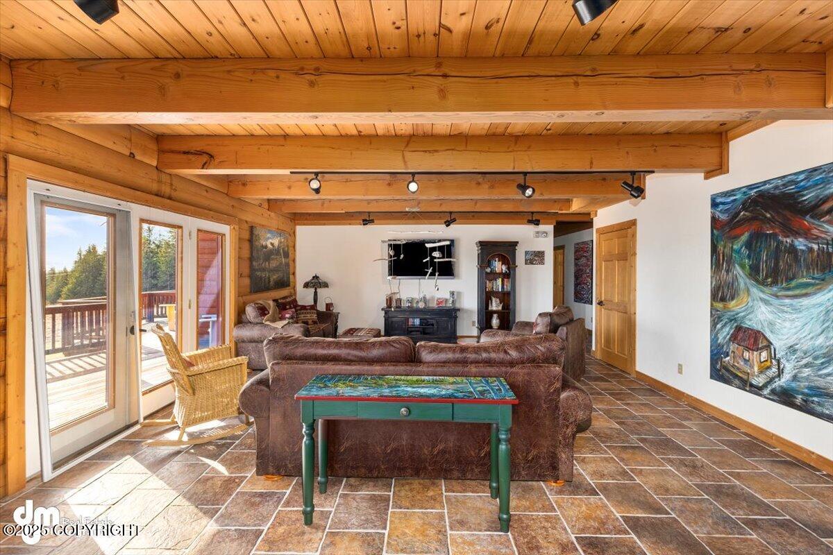 139 Skyline Drive
