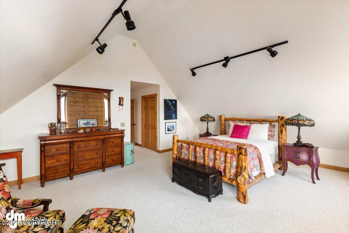 139 Skyline Drive