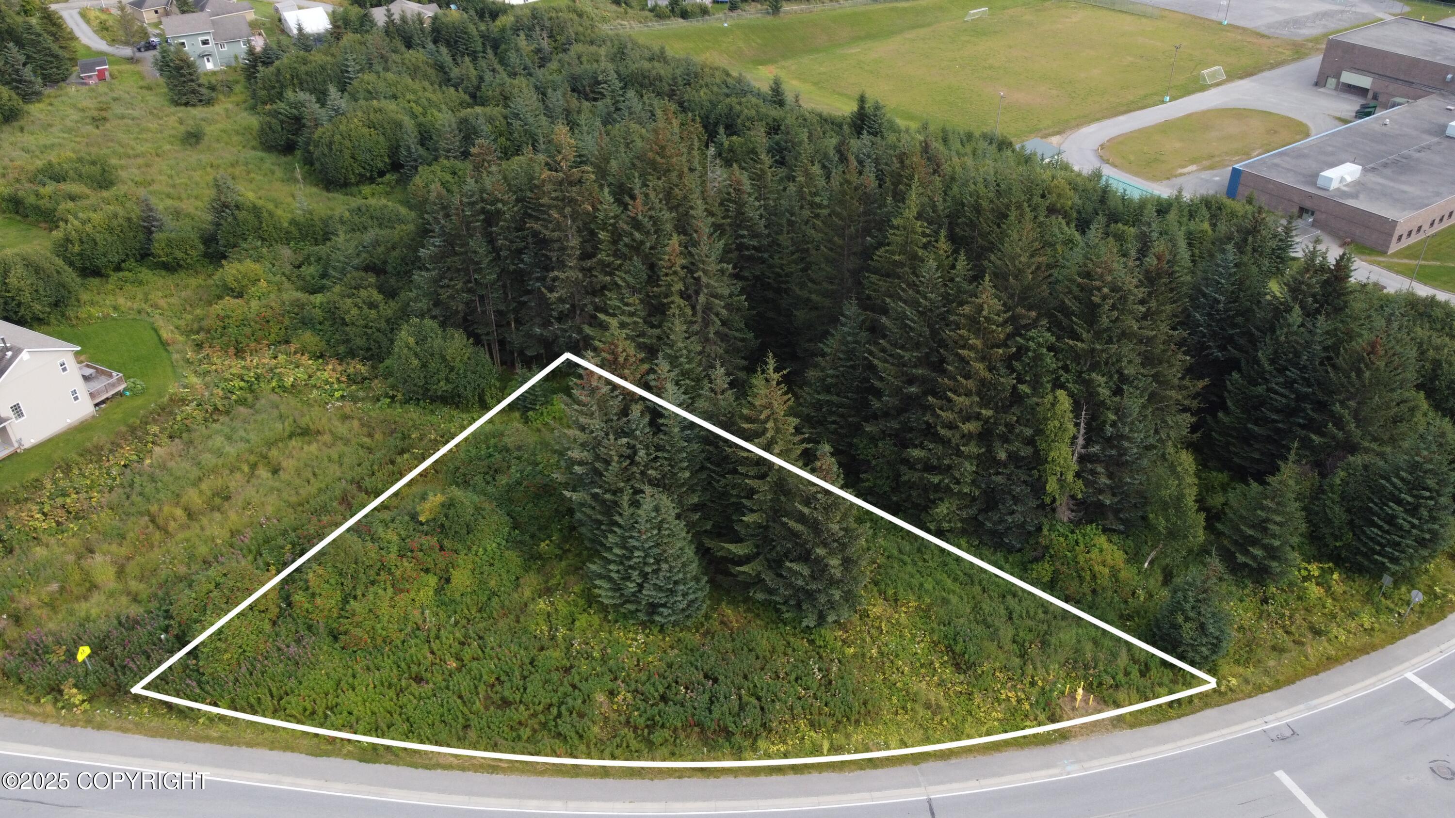 945 Soundview Avenue