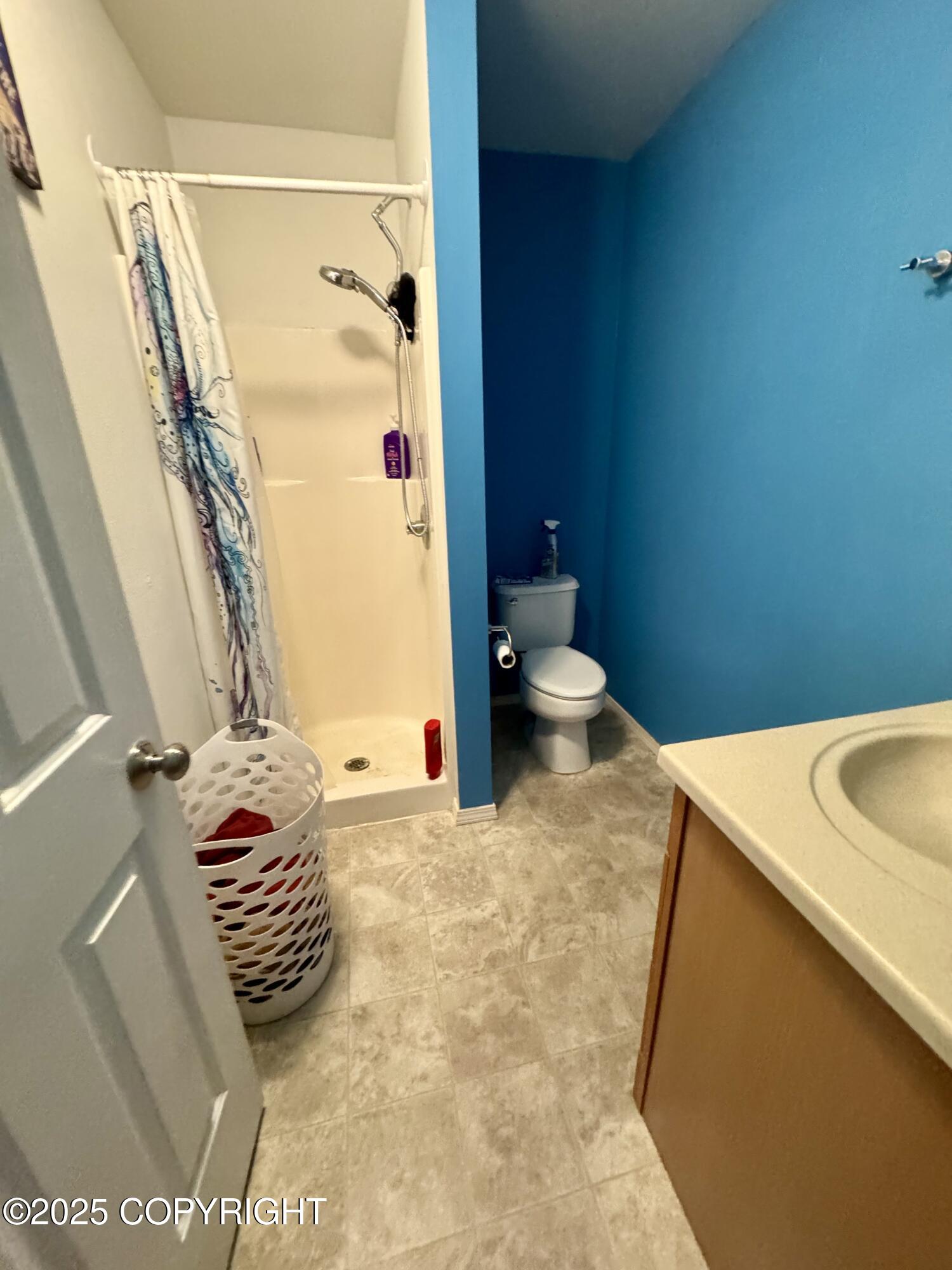 415 Crestwood Circle