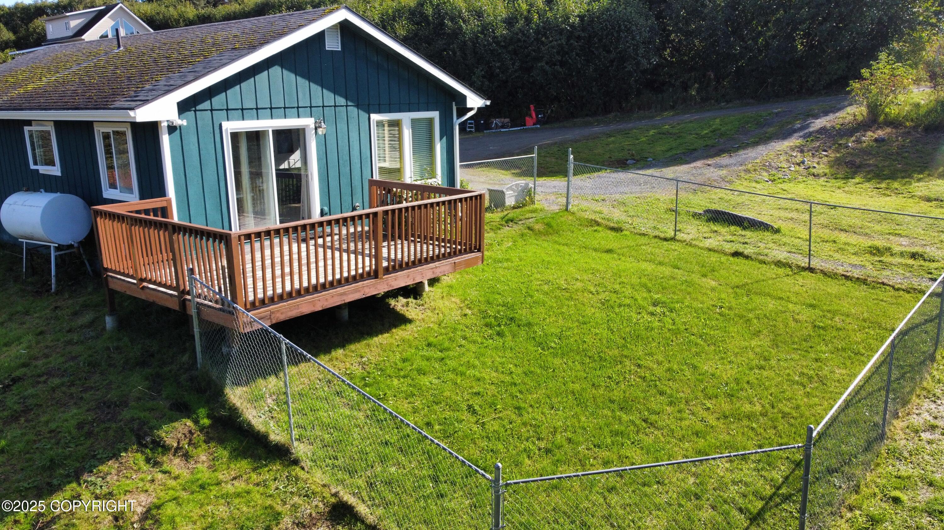 415 Crestwood Circle