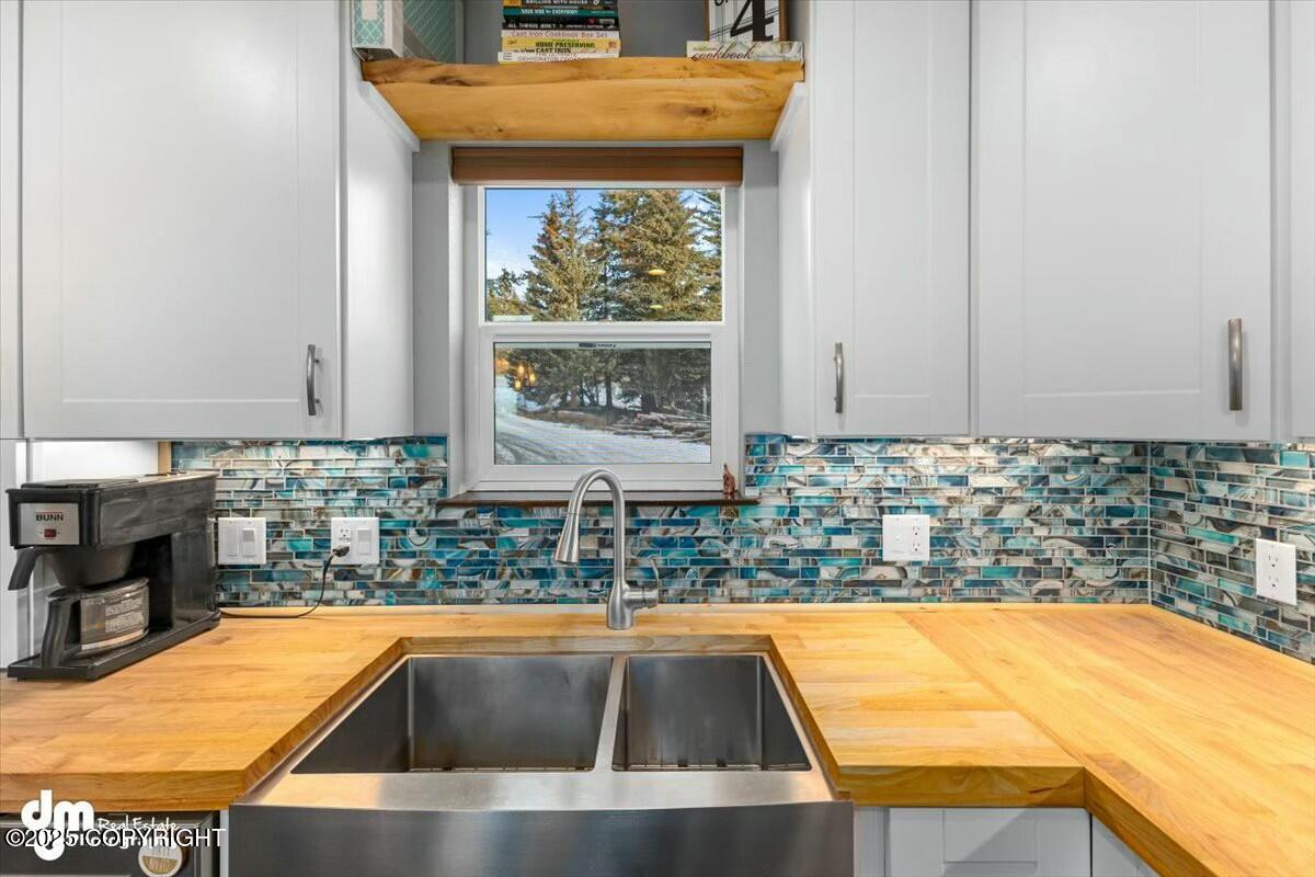 53755 Marimac Avenue