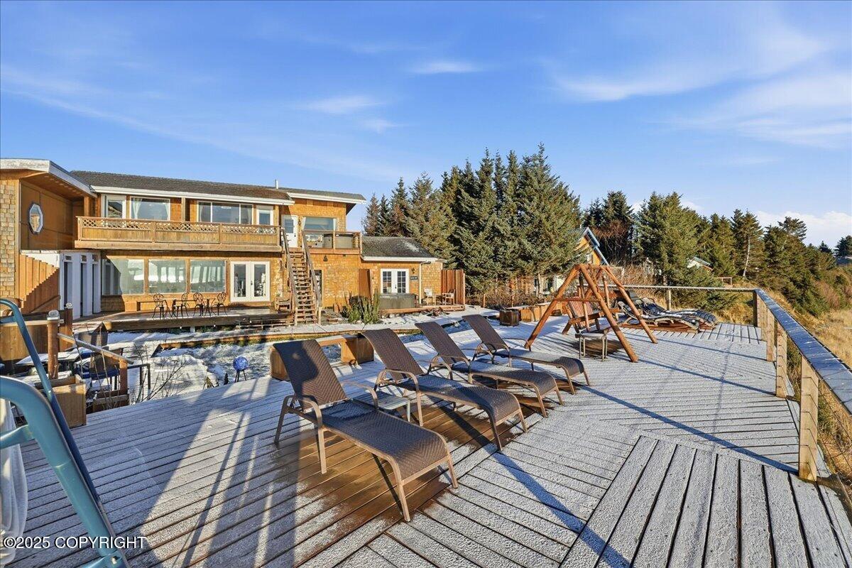 895 Ocean Drive Loop