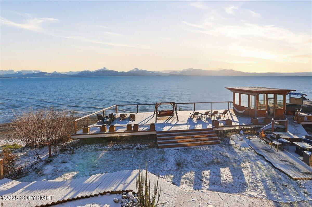 895 Ocean Drive Loop