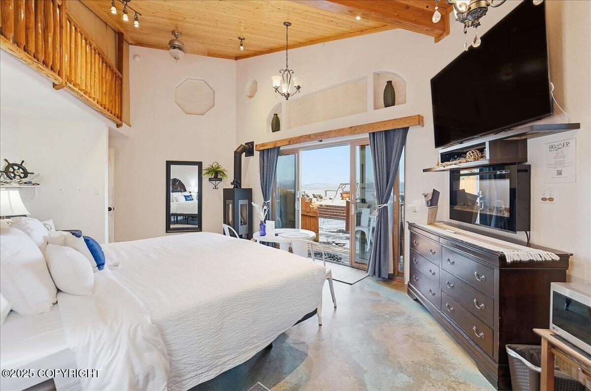 895 Ocean Drive Loop