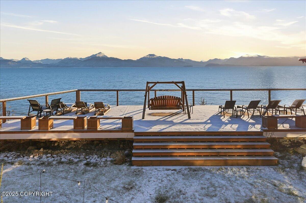 895 Ocean Drive Loop