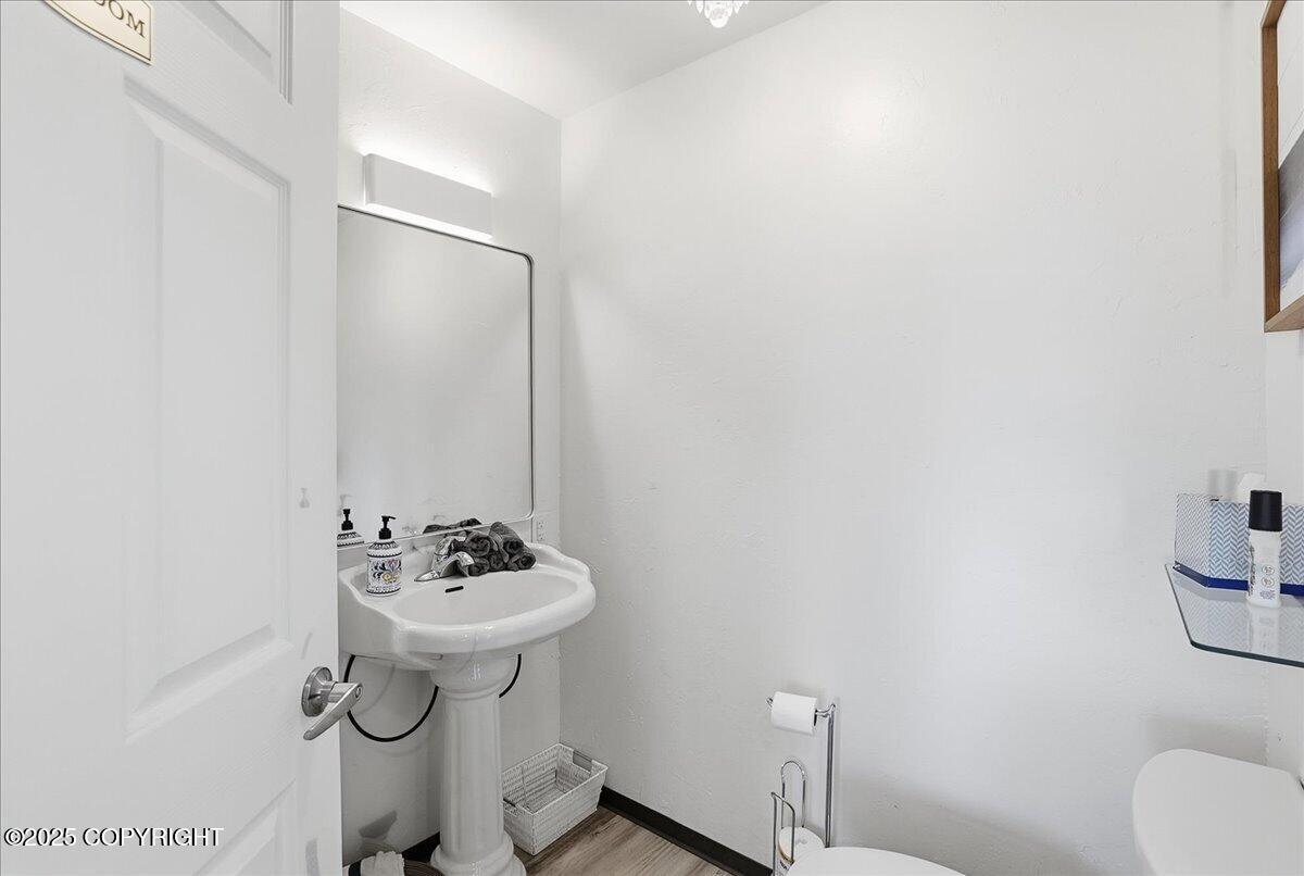 895 Ocean Drive Loop