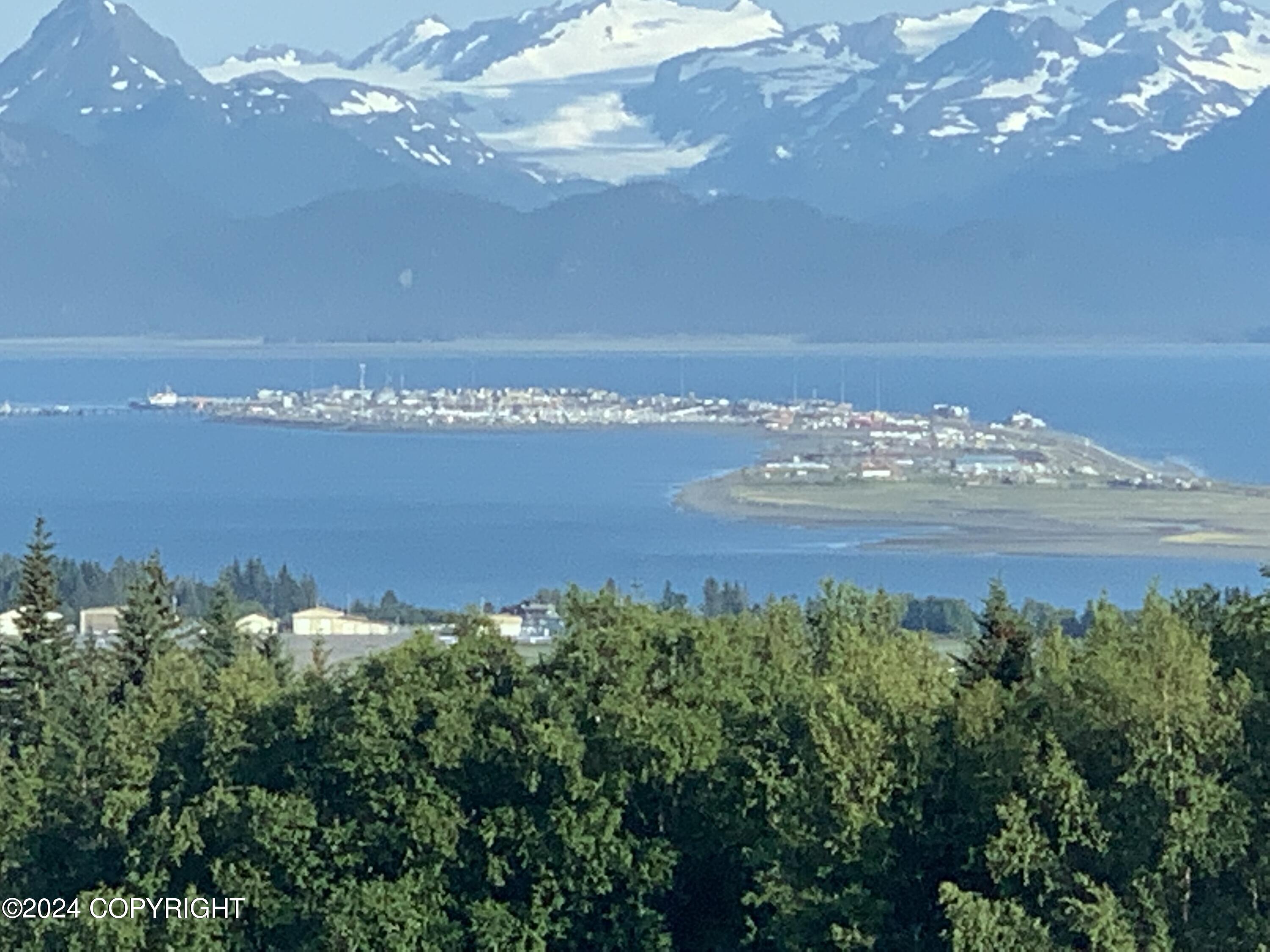 816 Quiet Creek Drive